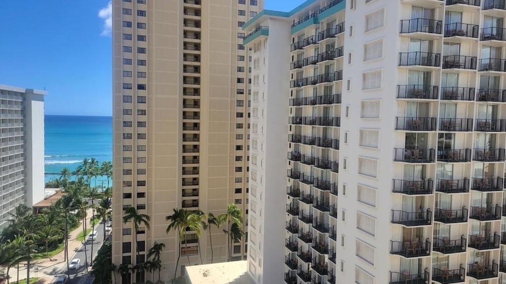 Waikiki Condo 2 Bedrooms 2 Bathrooms With 1 Free Parking Space Honolulu Exterior foto